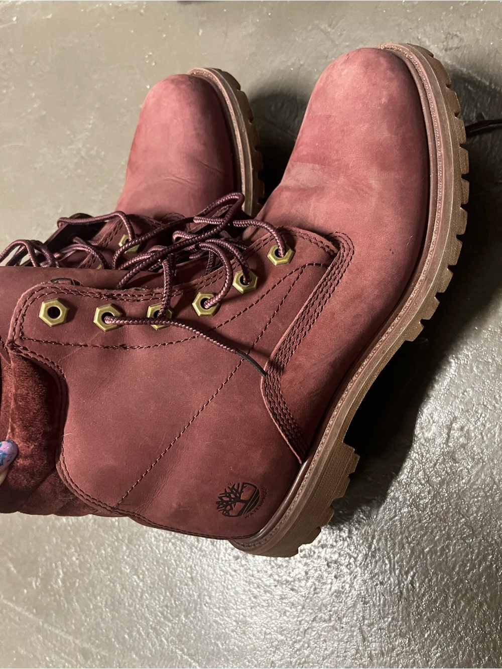 Timberland Premium 6-Inch Waterproof Boots Women’s 9.5 Burgundy Nubuck Ortholite